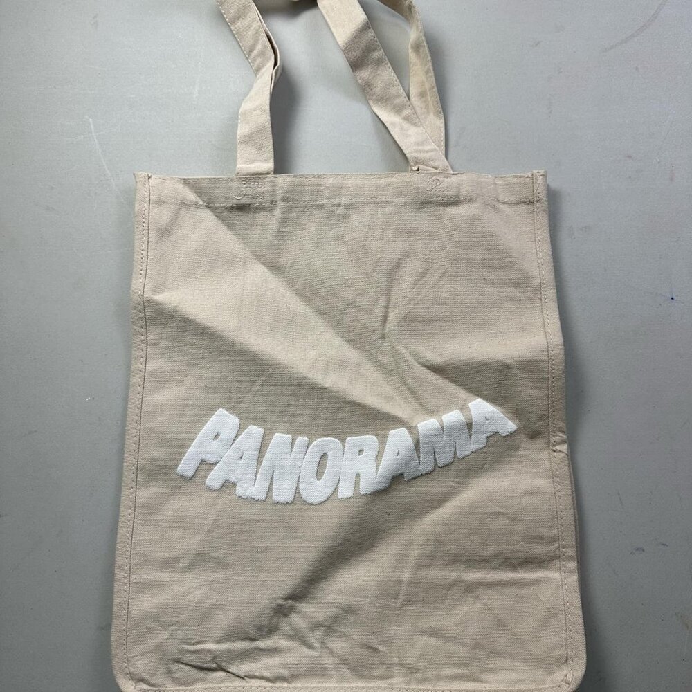 2023 Hayley Kiyoko Panorama Natural Tote Bag - Picture 2 of 3